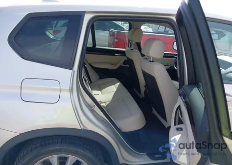 2013 BMW X3 xDrive28I z USA, uszkodzony, nr VIN 5UXWX9C53D0D03024